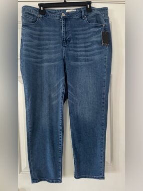 Eloquii Women's Mid Blue Jeans size 18 NWT